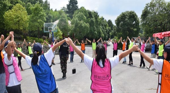 武漢團建公司需要承擔哪些社會責任？